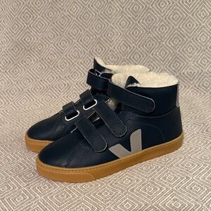 Veja V-10 Navy and Grey V High-Top Sneakers Sherpa lined